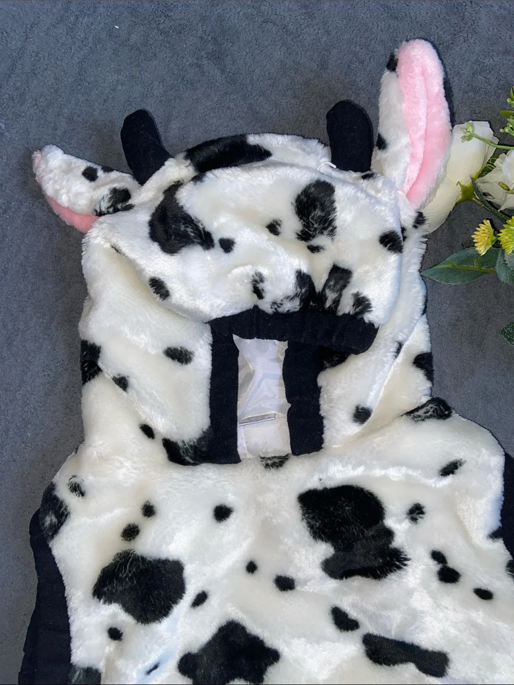 Kids Cow Print Fleece Hooded Vest - Black & White Approximately 2+years and up